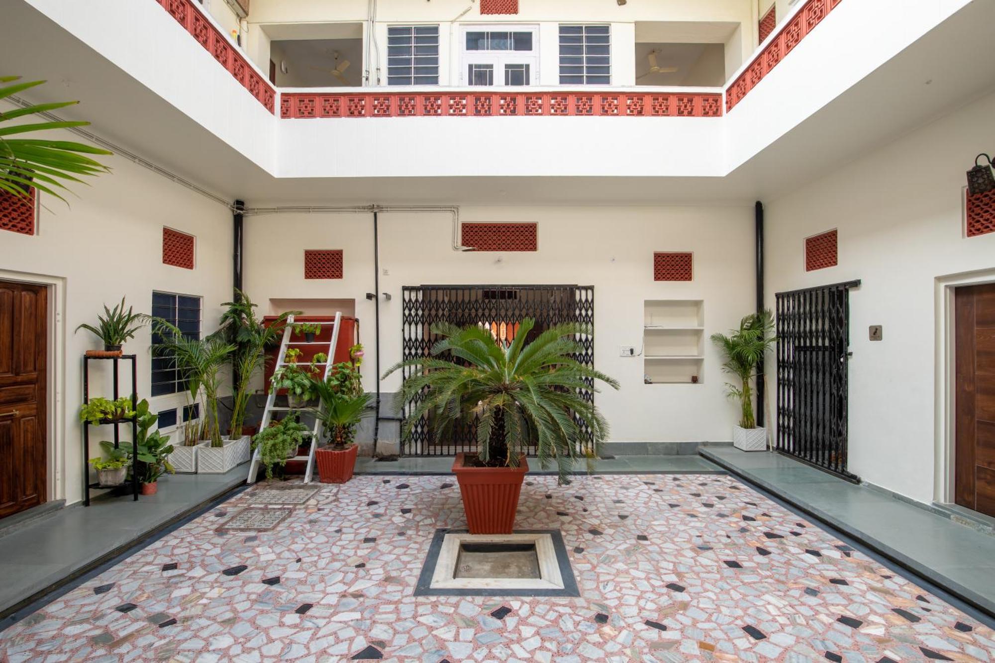 Heart Of The City Homestay By Rashmi Jaipur Exteriör bild