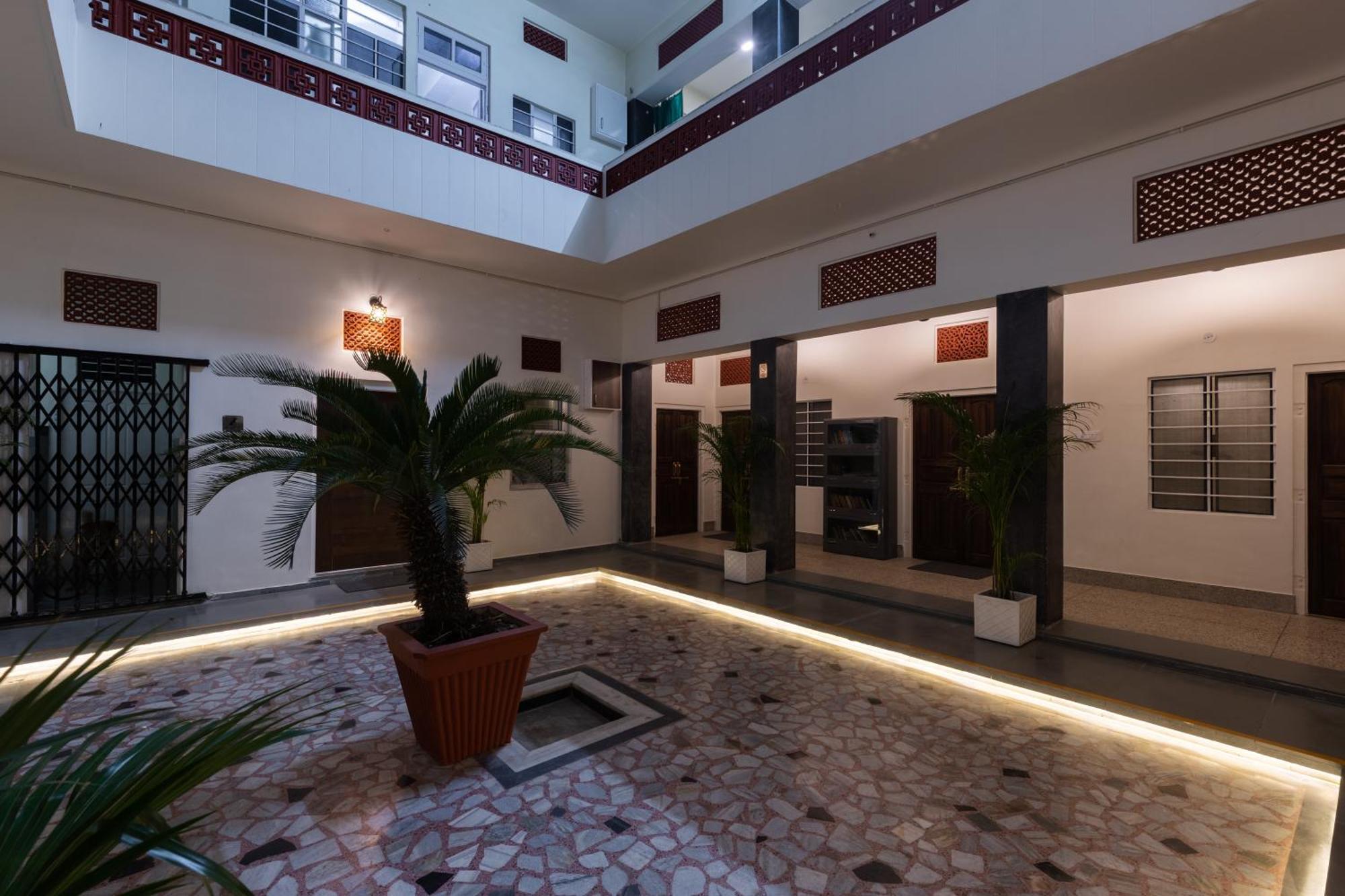 Heart Of The City Homestay By Rashmi Jaipur Exteriör bild