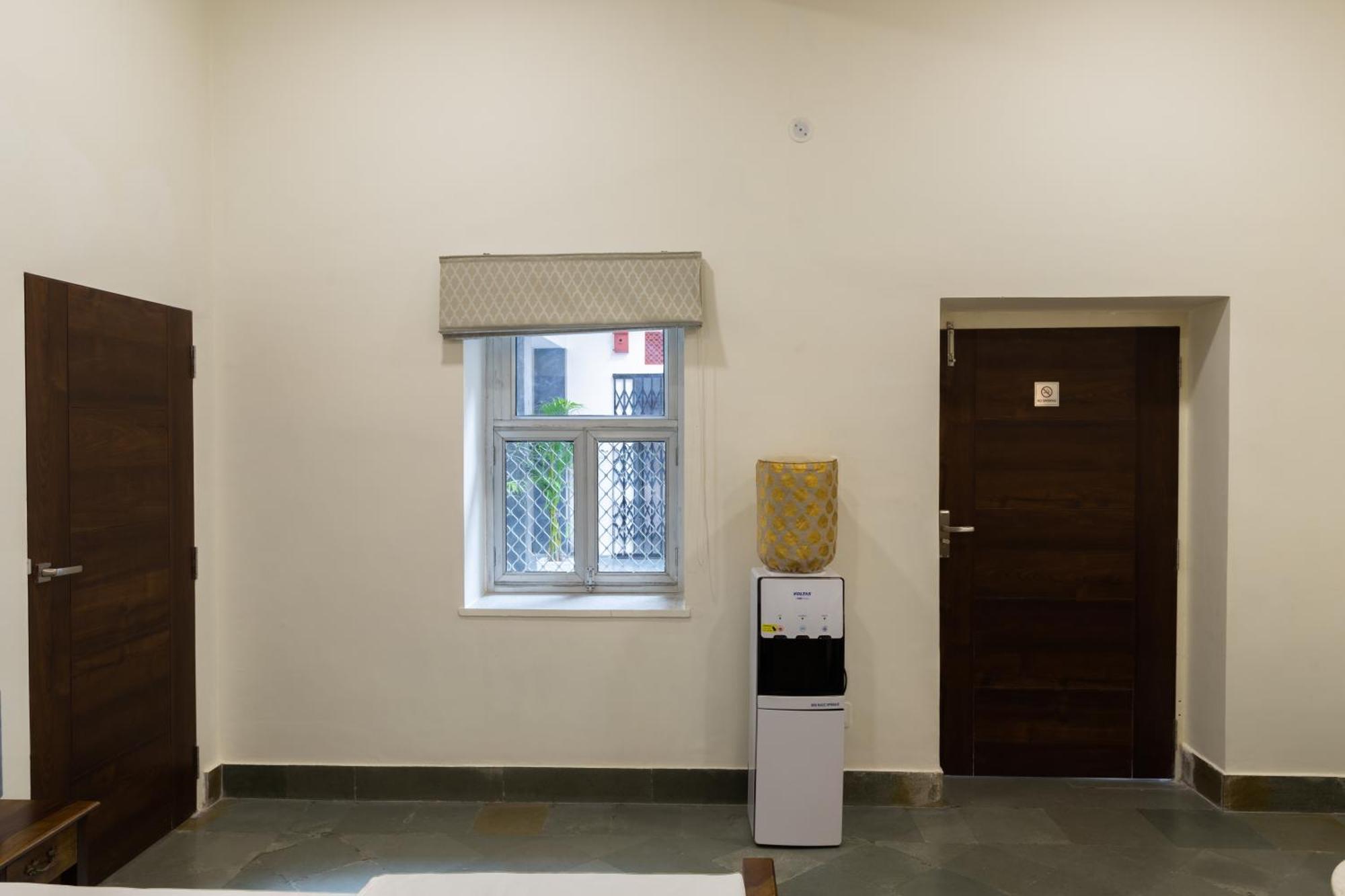 Heart Of The City Homestay By Rashmi Jaipur Exteriör bild