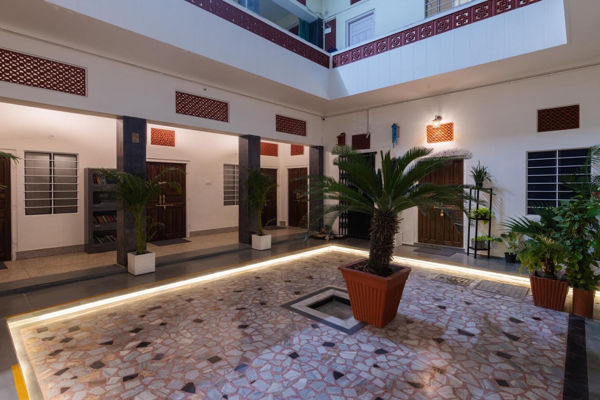 Heart Of The City Homestay By Rashmi Jaipur Exteriör bild