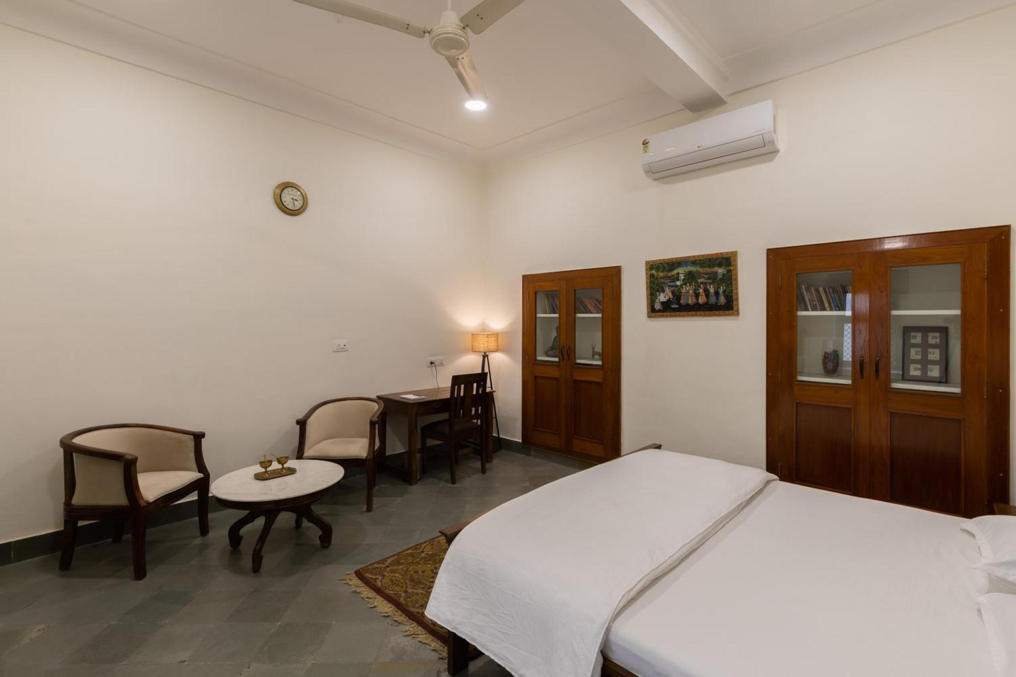 Heart Of The City Homestay By Rashmi Jaipur Exteriör bild