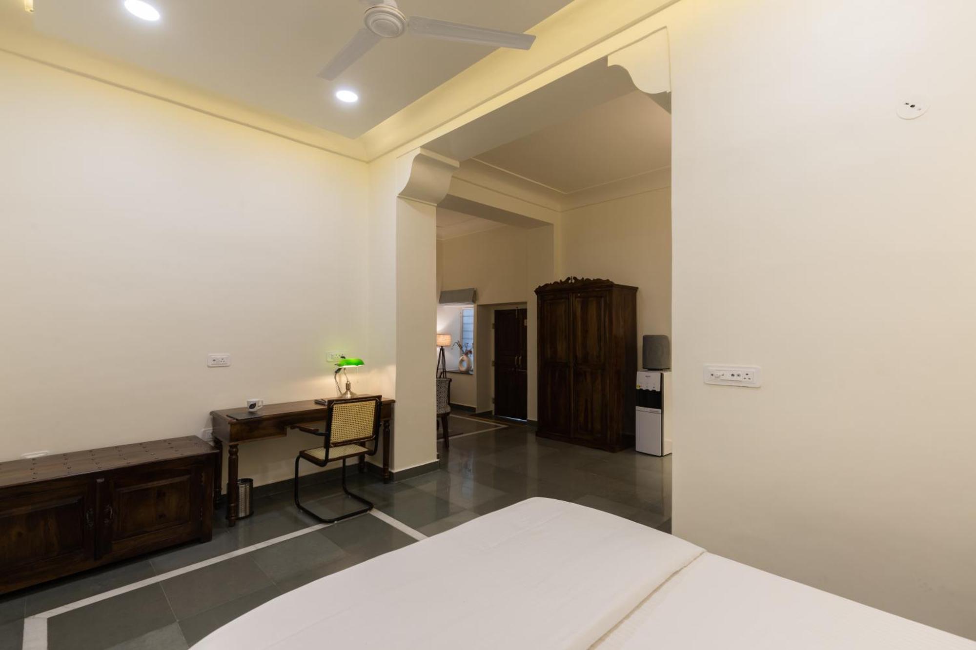Heart Of The City Homestay By Rashmi Jaipur Exteriör bild